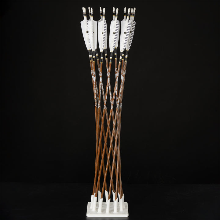 32,5 zoll  Pure Carbon pfeile, 12 Stück 6,2 mm Schaftstärke, 300–600 Pure Carbon Bogenschießpfeile, Schaft mit Holzoptik, natürliche, gestreifte weiße Truthahnfedern